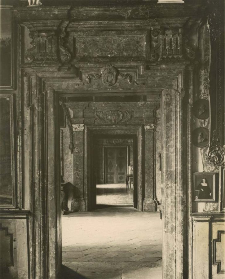 Амфіляда в Підгорецькому замку, 1909 рік